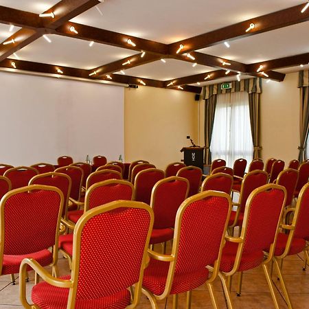 Hotel Villa Ducale Парма Экстерьер фото